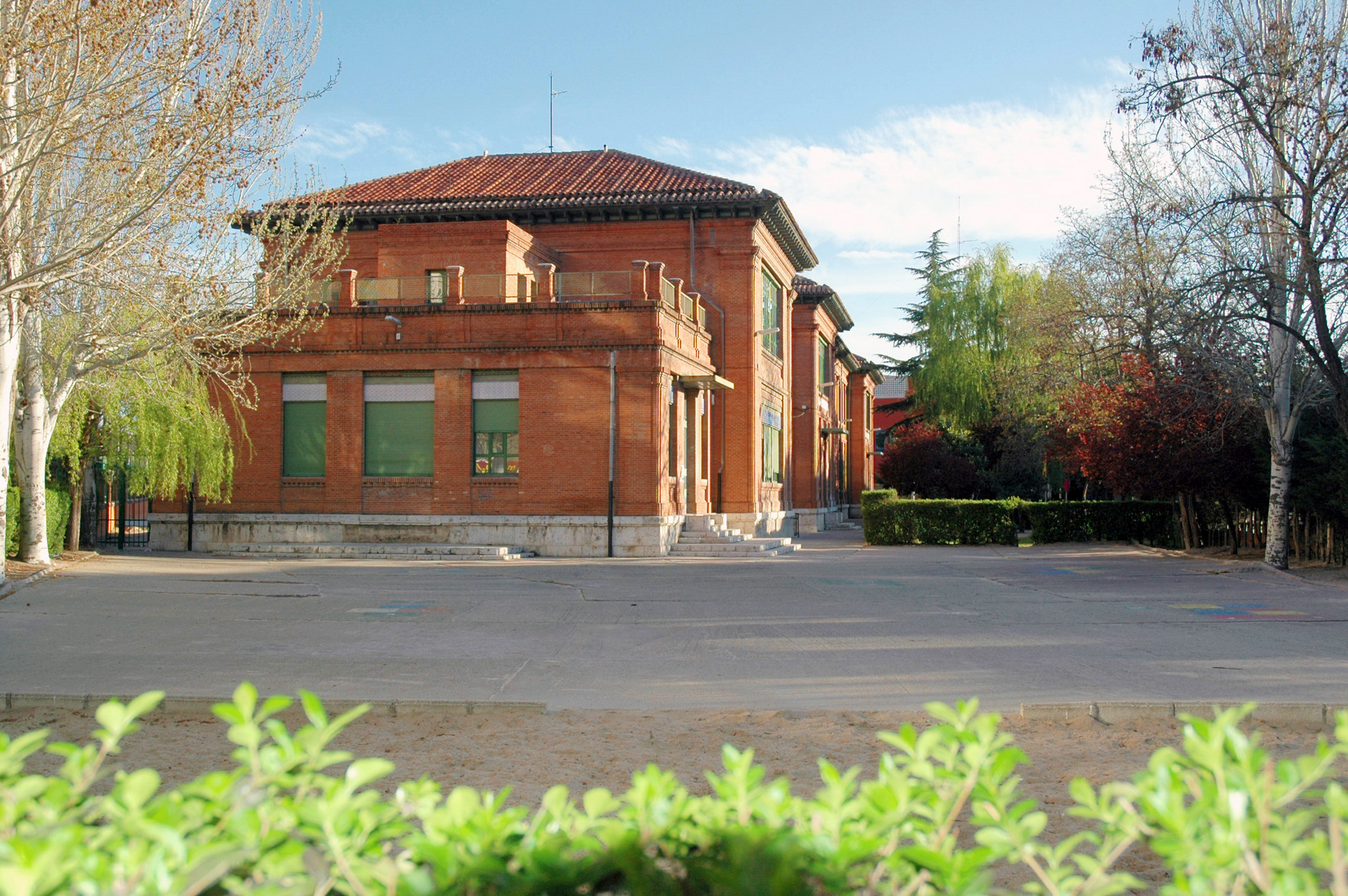 4. Colegio. Edificio 4